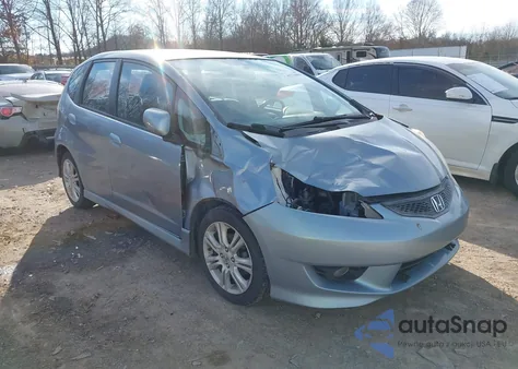 2011 Honda Fit Sport z USA, uszkodzony, nr VIN JHMGE8H52BC024508
